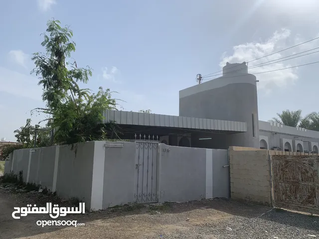 300 m2 3 Bedrooms Townhouse for Rent in Al Batinah Suwaiq