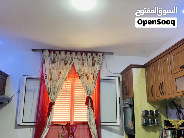 شقه للبيع قريبه من جميع خدمات