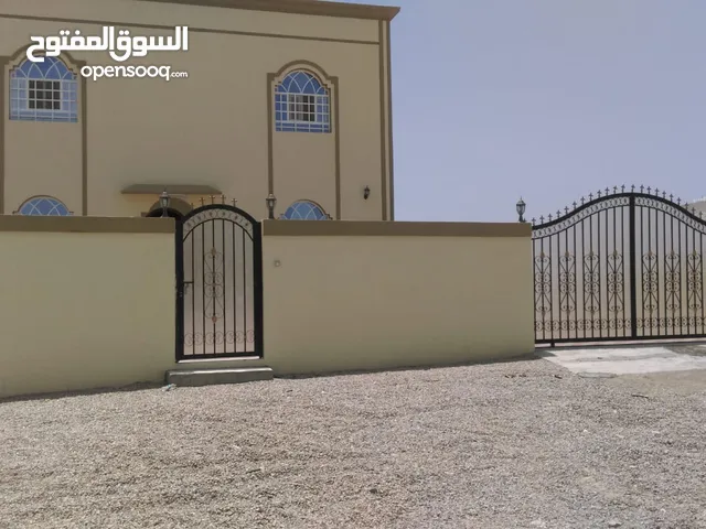 280m2 More than 6 bedrooms Villa for Rent in Muscat Amerat