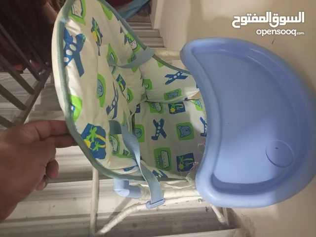 كرسي طاولة جديد للبيع