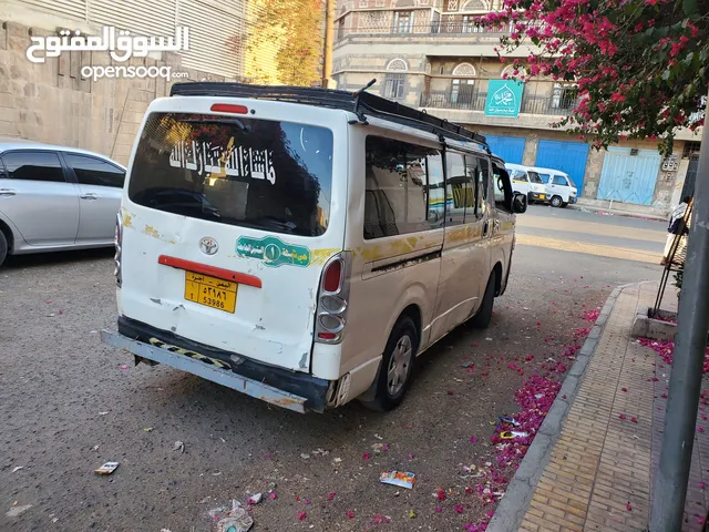 باص بلكه تويوتا