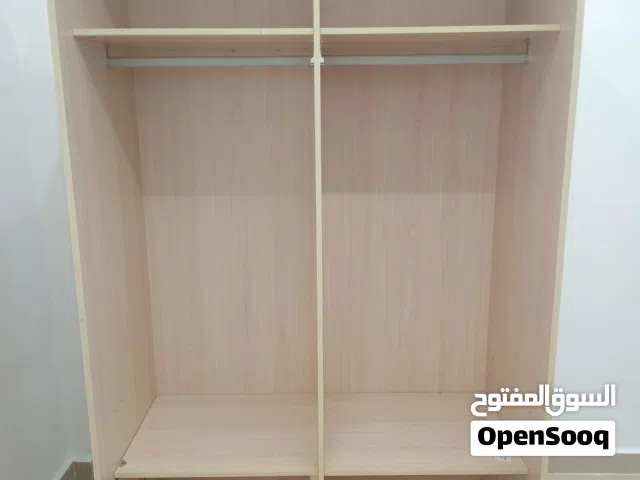 دولاب حجره نوم نظيف الباب بالسكه مع سرير جديد قابل للنقاش