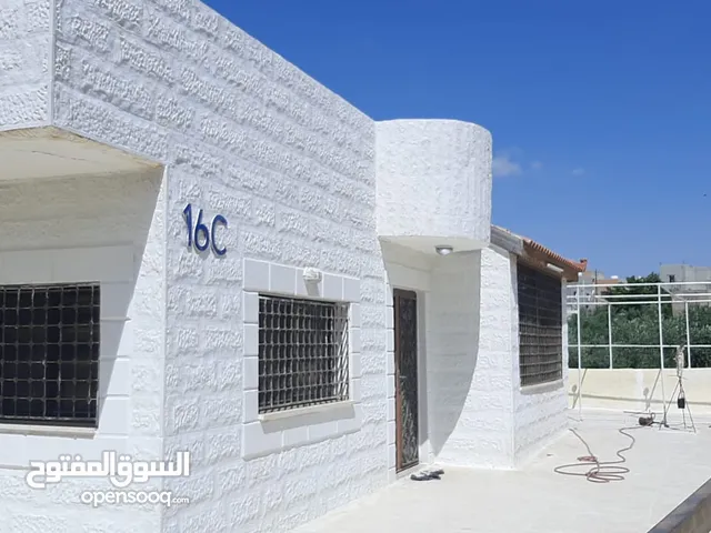 235m2 4 Bedrooms Townhouse for Sale in Madaba Al-Faisaliyyah