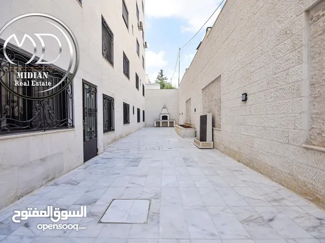 235m2 4 Bedrooms Apartments for Sale in Amman Dahiet Al Ameer Rashed
