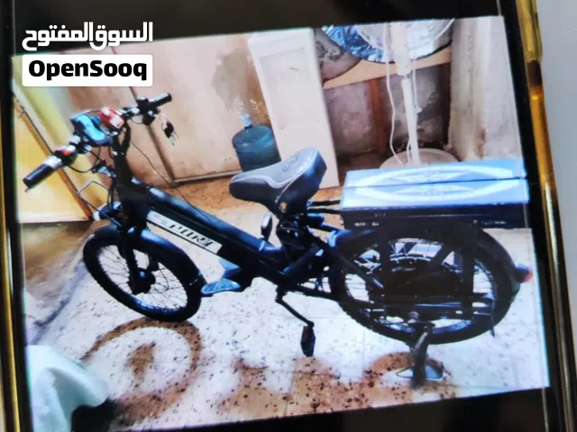 دراجة كهربائي بي شحنة بتمشي 35 كيلو و دراجة قوية بطلوع  و نادر منها بي المملكة