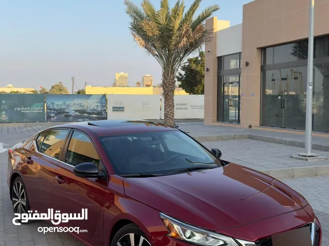 Used Nissan Altima in Al Batinah