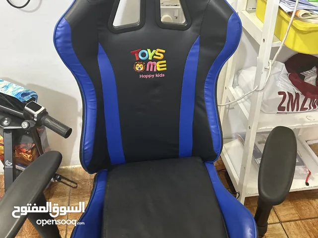 كرسي مستعمل نظيف