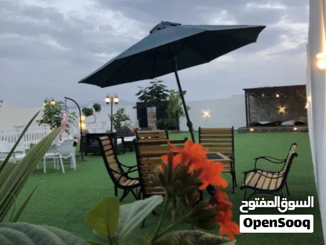4 Bedrooms Chalet for Rent in Al Dakhiliya Sumail