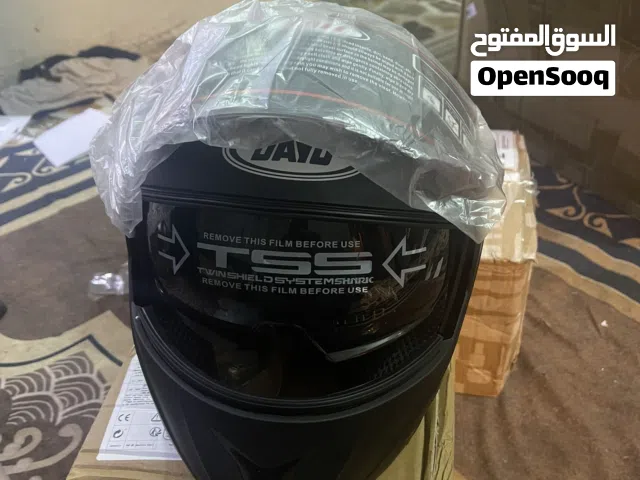 خوذه اسود الون