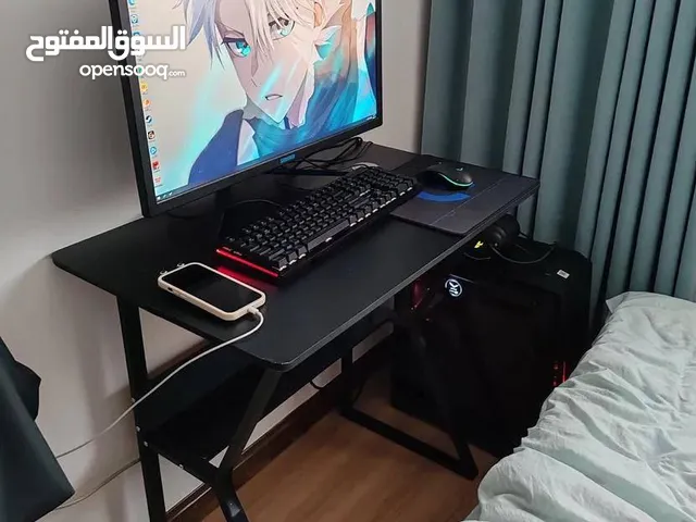 للبيع طاولة جيمنج جديده بالكرتونه بسعرر التصفيه .. الكميه محدوده جدااا