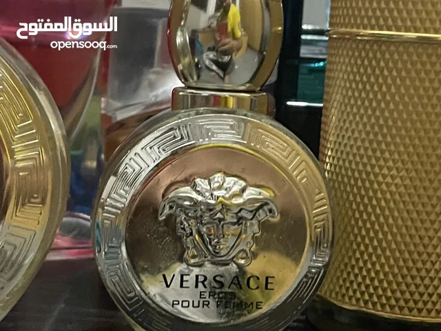 عطور اصلية حرة فرنسي وايطالي مكفول كفالة خطية للبيع جملة