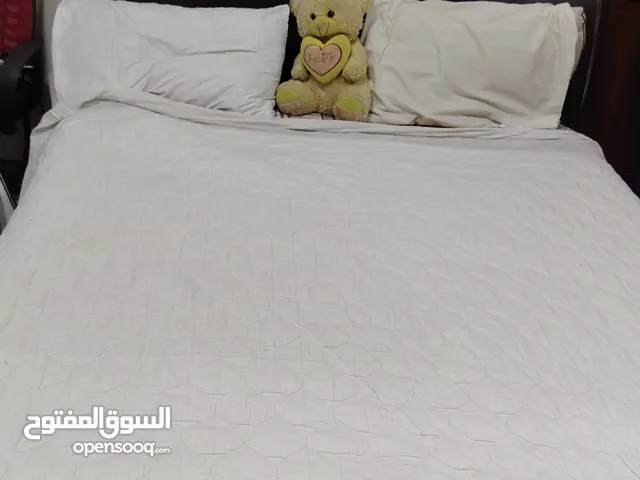 KING SIZE BED