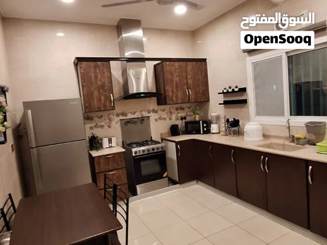 للايجار شقه مفروشه شامل الكهرباء