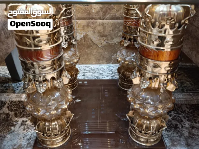 ميز تلفزيون وبوفية صاج وطبلات