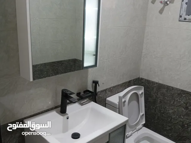 650 m2 More than 6 bedrooms Villa for Sale in Al Ahmadi Wafra residential