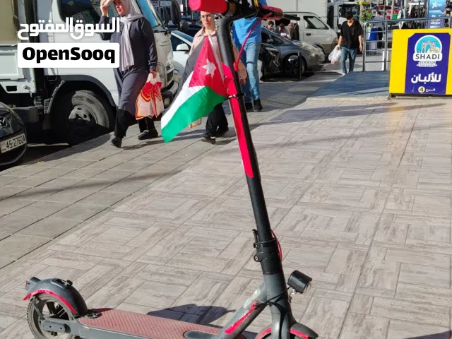 سكوتر كهربائي تبااارك الله بطاريه جديده بمشي 30 كيلو سرعه 30 للبيع بسعر نااااااااار اقرء الوصف ضروري