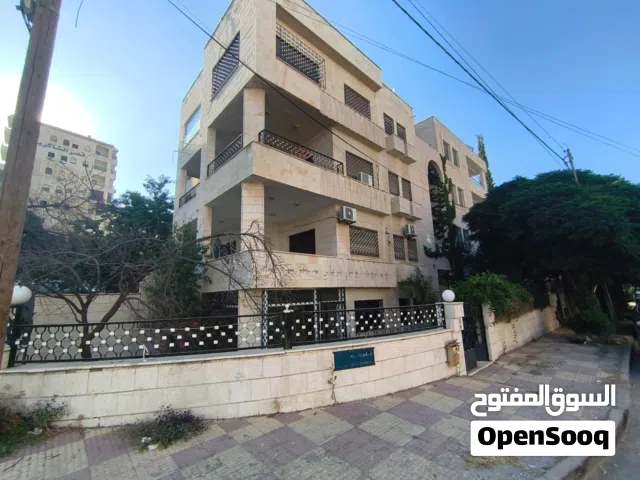 200 m2 3 Bedrooms Apartments for Rent in Amman Tla' Ali