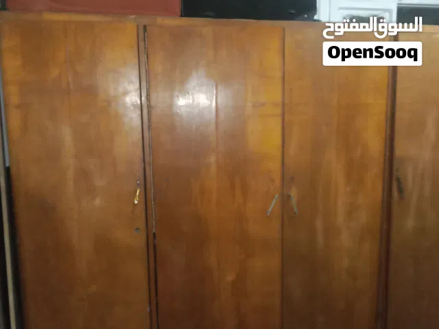 خزانه  اربع ابواب خشبها زان