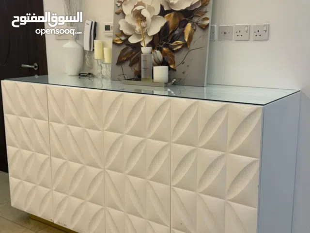 كونسول مدخل ( طاوله مدخل ) مع لوحه وفازه