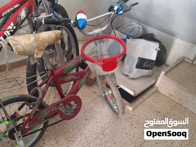 بسكليت اطفال عمر 4 و8 سنوات