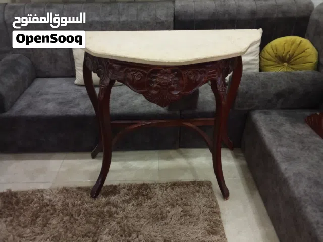 مدخل منزلي مع مرايا