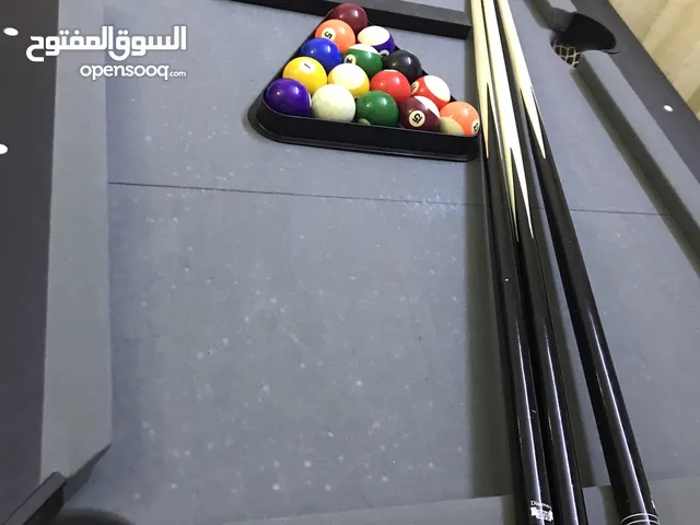 للبيع بلياردو مستخدم بسيط ماركه جميع الادوات