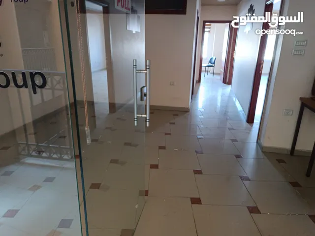 مكتب جاهز اللايجار بحالة ممتازة