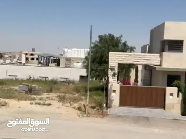 ارض جميله جدا ومميزه في اسكان المهندسين الجبيهة