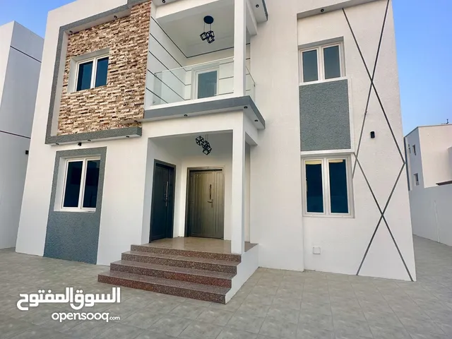 342 m2 More than 6 bedrooms Villa for Sale in Muscat Al Maabilah