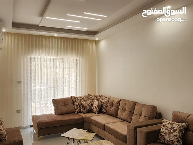 شقة مفروشة سوبر ديلوكس بناء 2024 مجهزه بالكامل بجانب مول