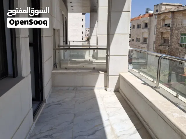 200 m2 4 Bedrooms Apartments for Sale in Amman Tla' Ali