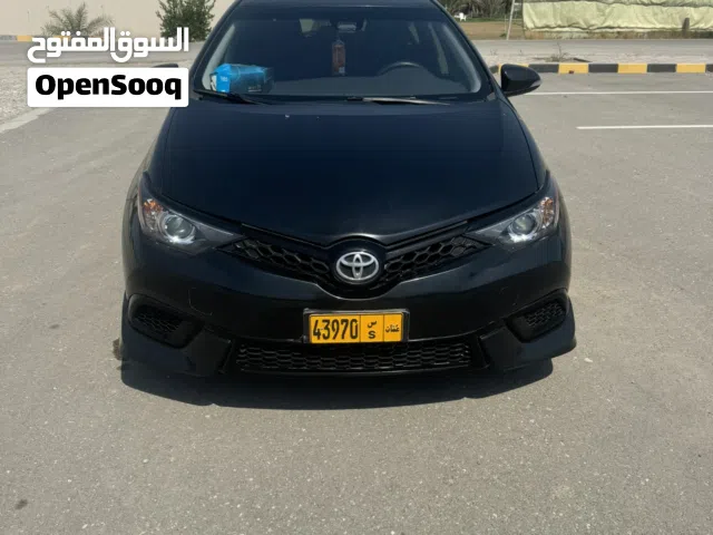 2017 تويوتا كورولا Sport