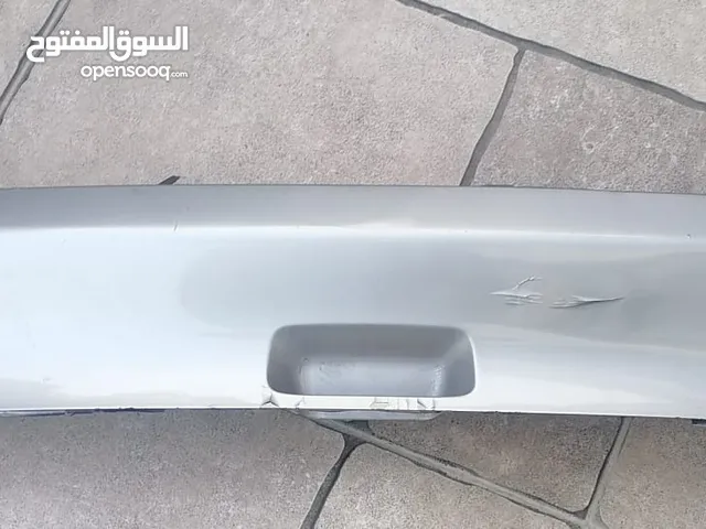 CRV 2007   قطعة تكون ملتصقة بالصندوق الخلفي للبيع