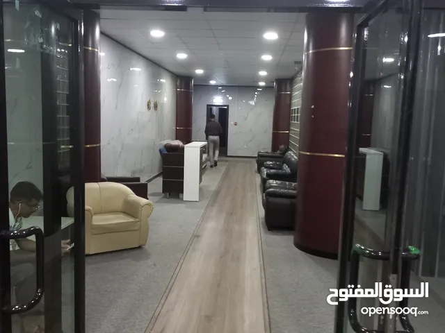 offices for rent مكاتب موثقة من المالك مباشرة  بدون اي عمولات  8000 الاف درهم