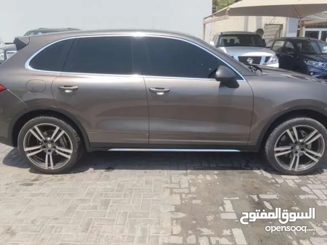 Used Porsche Cayenne in Northern Governorate