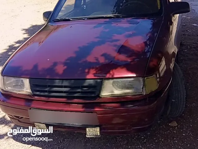 اوبل فيكتر 1990 للبيع