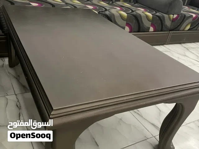 طاوله للبيع 300 دينار مكان طرابلس جنزور