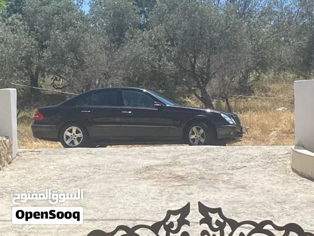 2004 Mercedes Benz E-Class E 200