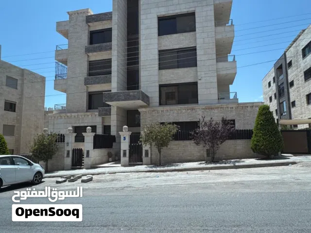 إعلان مزاد  شقتين مقابل بعض في دير غبار بالقرب من مدارس القمة