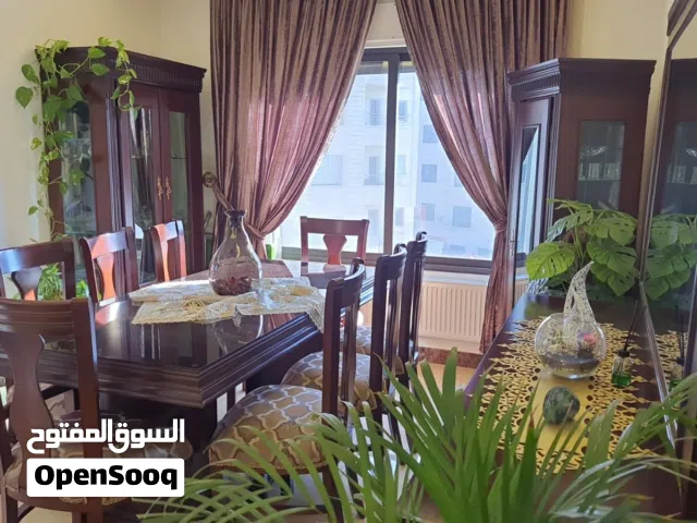 غرفة سفرة 8 كراسي كاملة بحالة الجديد