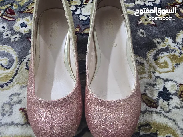 Girls Shoes in Hawally