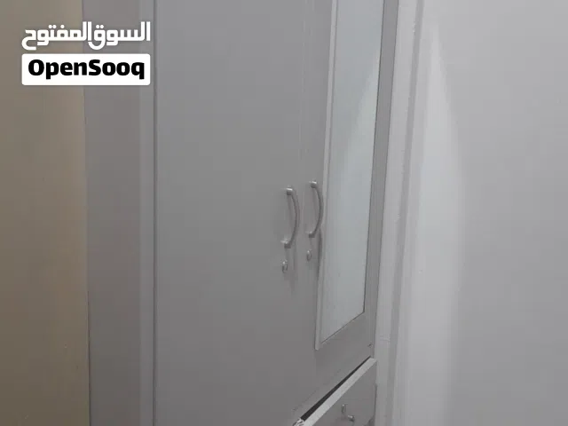 خزانات ملابس