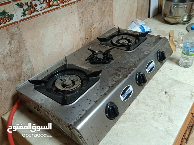 stove and gas cylinder فرن واسطوانة غاز لبيع