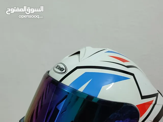 خوذة للبيع