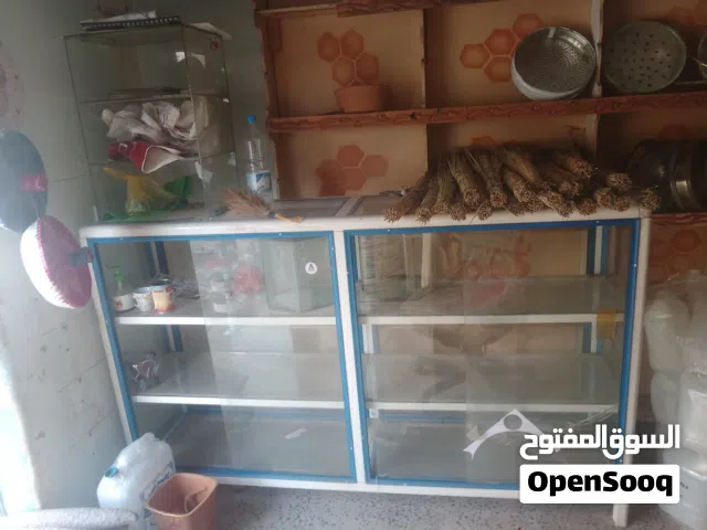 دولاب المنيوم ست دروف طويل مترين واكثر زجاج مع دولاب صغير 3فتحات يصلح البقالة او اي شيئ
