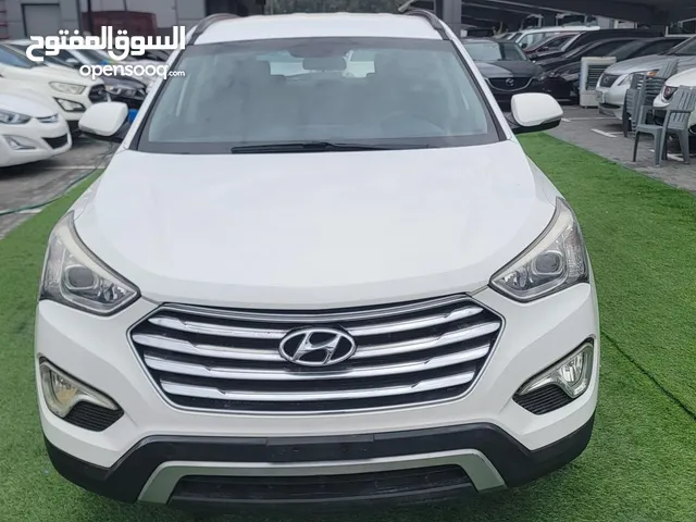 Hyundai Santa Fe 2015 in Sharjah