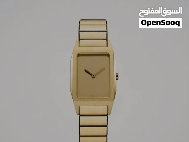 ساعه دي وان ميلانو جديده ذهبي لون جميل قياس 23.5