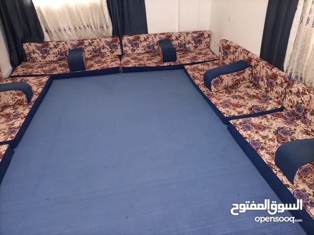 اثاث بيت  كامل مع جرات غاز  ودفاية غاز ودفاية كاز  وفلتر ماء