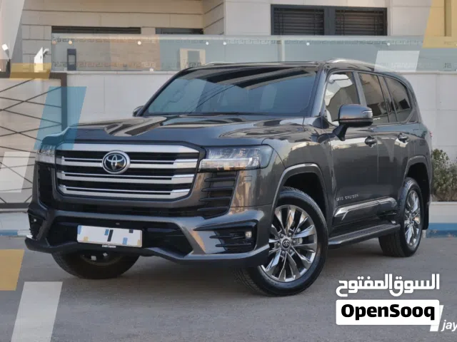 2024 Toyota Land Cruiser GXR