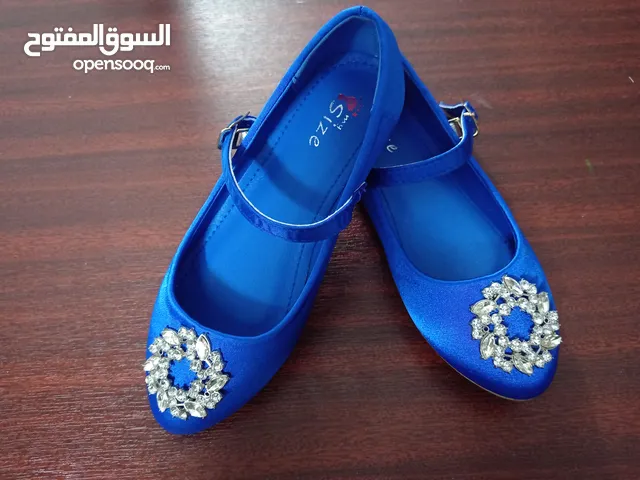 Girls Shoes in Zarqa
